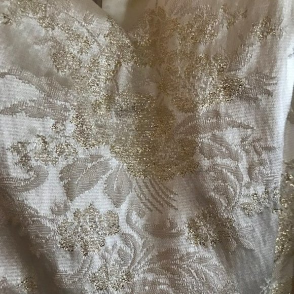 🆕 NWT Elegant Ivory Gown with Gold Metallic thread (Formal or Wedding Dress) - Picture 6 of 11